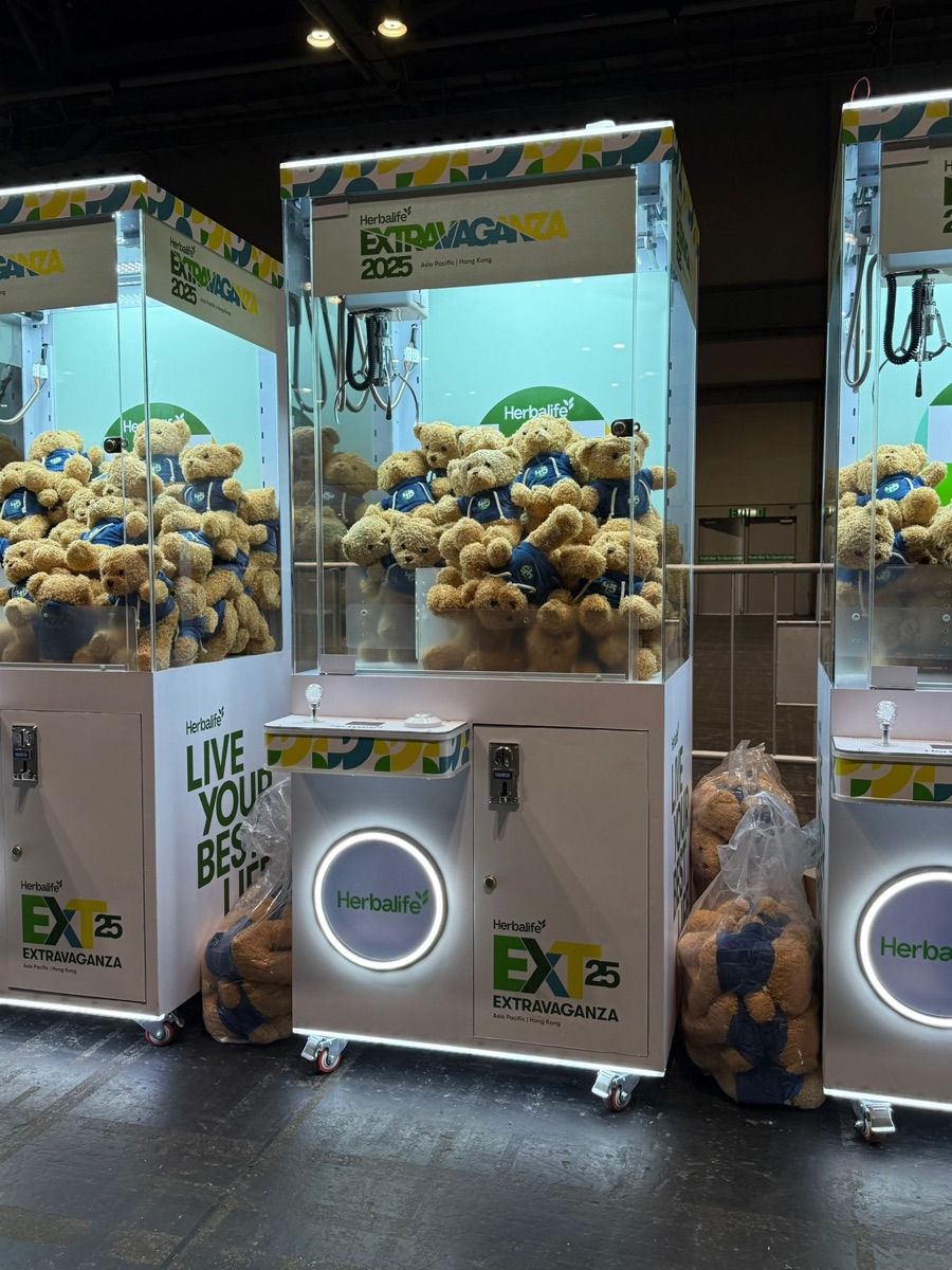 Metal claw machine for rental in Singapore